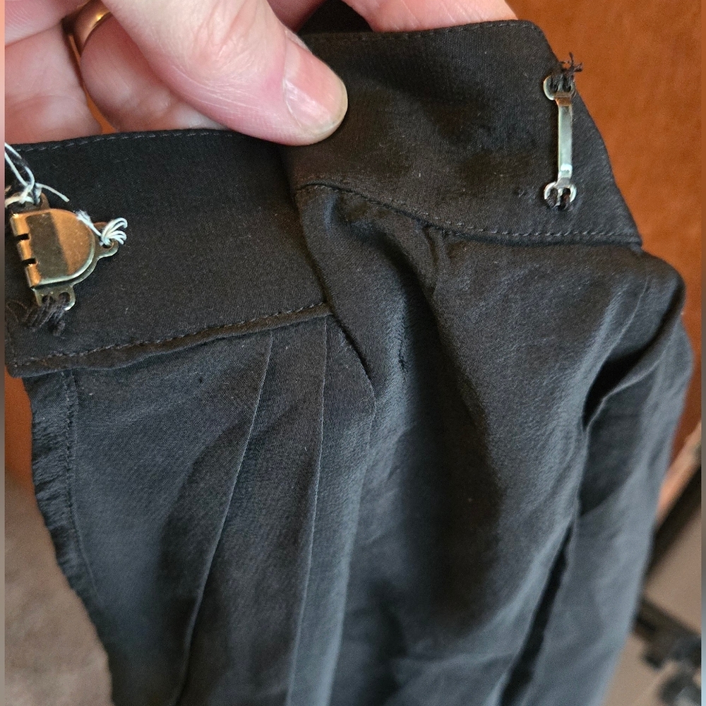 Royal Silk Elegant Black Women's Wrap 109% Silk Skirt Sz8 - Picture 5 of 5